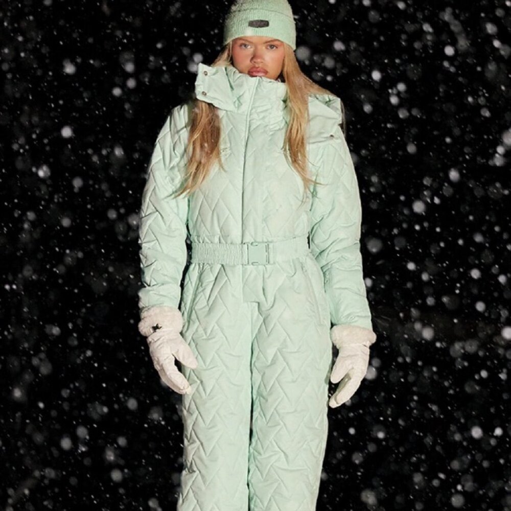 PRETTYLITTLETHING SKI Mint Chevron Quilted Belted Snow Suit